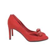 Pre-owned Suede heels Louis Vuitton Vintage , Red , Dames