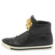 Pre-owned Leather sneakers Versace Pre-owned , Black , Heren