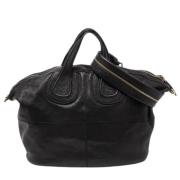 Pre-owned Leather crossbody-bags Givenchy Pre-owned , Black , Dames
