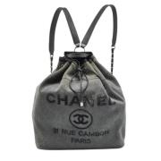 Pre-owned Leather backpacks Chanel Vintage , Gray , Dames