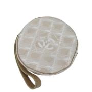 Pre-owned Leather clutches Chanel Vintage , Beige , Dames