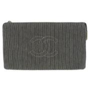 Pre-owned Canvas clutches Chanel Vintage , Black , Dames