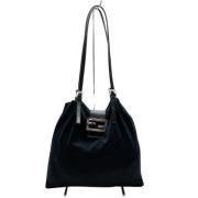 Pre-owned Nylon shoulder-bags Fendi Vintage , Black , Dames