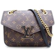 Pre-owned Canvas shoulder-bags Louis Vuitton Vintage , Brown , Dames