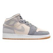 Beperkte oplage Air Jordan 1 Mid SE Nike , Gray , Dames