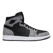 Retro High Limited Edition Sneakers Nike , Multicolor , Heren