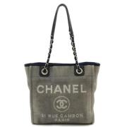 Pre-owned Canvas chanel-bags Chanel Vintage , Gray , Dames