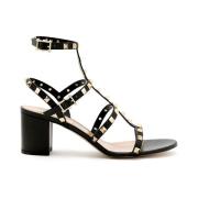 Zwarte Leren Sandalen met Rockstud Decoratie Valentino Garavani , Blac...