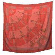 Pre-owned Silk scarves Hermès Vintage , Pink , Dames