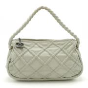 Pre-owned Leather shoulder-bags Chanel Vintage , White , Dames