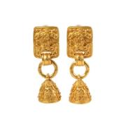 Pre-owned Metal earrings Chanel Vintage , Yellow , Dames