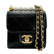 Pre-owned Leather shoulder-bags Chanel Vintage , Black , Dames