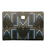 Pre-owned Canvas clutches MCM Pre-owned , Black , Dames