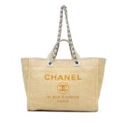 Pre-owned Leather chanel-bags Chanel Vintage , Yellow , Dames