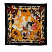 Pre-owned Silk scarves Hermès Vintage , Multicolor , Dames