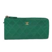 Pre-owned Leather wallets Chanel Vintage , Green , Dames