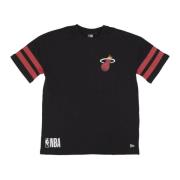 Miami Heat Arch Grafische Tee Zwart/Rood New Era , Black , Heren