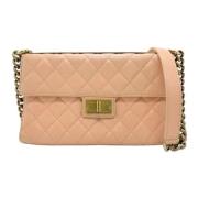 Pre-owned Leather shoulder-bags Chanel Vintage , Beige , Dames