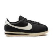 Premium Cortez 23 Sneakers Zwart Nike , Black , Dames