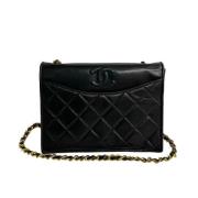 Pre-owned Leather crossbody-bags Chanel Vintage , Black , Dames