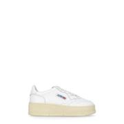 Witte Leren Sneakers met Geperforeerde Details Autry , White , Dames