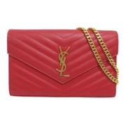 Pre-owned Leather shoulder-bags Yves Saint Laurent Vintage , Red , Dam...