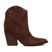 Bruine Cowboy Enkellaarzen met Logo Detail Guess , Brown , Dames