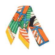 Pre-owned Silk scarves Hermès Vintage , Multicolor , Dames