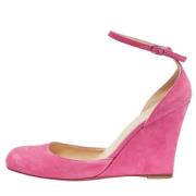 Pre-owned Suede heels Christian Louboutin Pre-owned , Pink , Dames