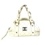 Pre-owned Leather chanel-bags Chanel Vintage , Beige , Dames