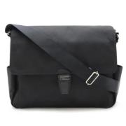 Pre-owned Nylon shoulder-bags Burberry Vintage , Black , Dames