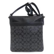 Pre-owned Plastic shoulder-bags Coach Pre-owned , Black , Dames