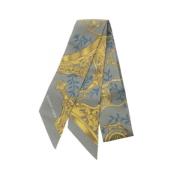 Pre-owned Silk scarves Hermès Vintage , Multicolor , Dames