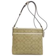 Pre-owned Plastic shoulder-bags Coach Pre-owned , Beige , Dames