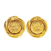 Pre-owned Metal earrings Chanel Vintage , Yellow , Dames