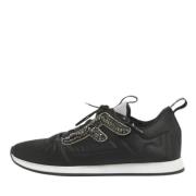 Pre-owned Fabric sneakers Fendi Vintage , Black , Dames