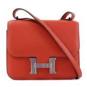 Pre-owned Fabric shoulder-bags Hermès Vintage , Red , Dames