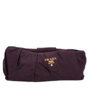 Pre-owned Satin clutches Prada Vintage , Purple , Dames