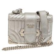 Pre-owned Leather prada-bags Prada Vintage , Gray , Dames