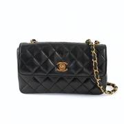 Pre-owned Leather crossbody-bags Chanel Vintage , Black , Dames