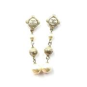 Pre-owned Fabric earrings Chanel Vintage , Yellow , Dames