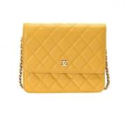 Pre-owned Leather chanel-bags Chanel Vintage , Yellow , Dames