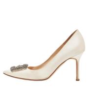 Pre-owned Satin heels Manolo Blahnik Pre-owned , White , Dames