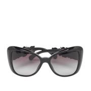 Pre-owned Acetate sunglasses Chanel Vintage , Black , Dames