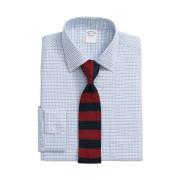 Regular Fit Non-Iron Performance Dress Shirt met Ainsley Kraag Brooks ...