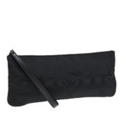 Pre-owned Nylon pouches Chanel Vintage , Black , Dames