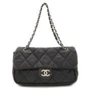 Pre-owned Canvas crossbody-bags Chanel Vintage , Black , Dames