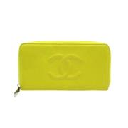 Pre-owned Leather wallets Chanel Vintage , Yellow , Dames