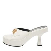 Pre-owned Leather sandals Versace Pre-owned , White , Dames