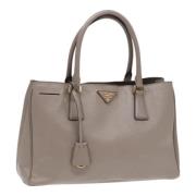 Pre-owned Leather handbags Prada Vintage , Gray , Dames